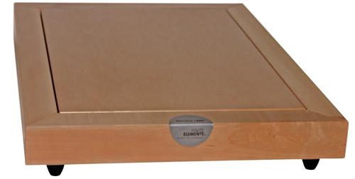 PAGODE APS 標準 :Walnut (P0) 特注 :Maple / Makassar / Palisander / Cherry /White / Black 600series 棚板有効寸法 : 1W 6D (mm) 外形寸法 : 710W X 90D (mm) APS01-890,000 APS0-60cm 1,080,000 APS0-1,70,000
