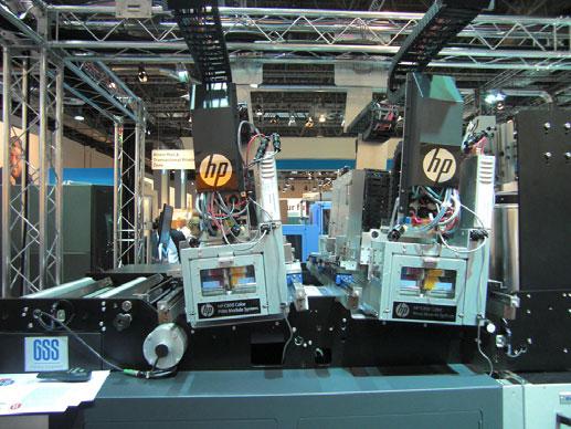 実機デモでは 600 300dpi 毎分 600m の搬送速度でフルカラー印刷を実施 HP C800