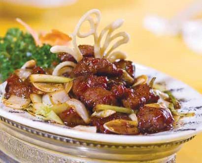 レストラン バリ クタで随一の中華レストラン 100,000 ルピア以上のメインコースをご注文の場合に適用されます 複数のオーダーにはご利用いただけません (1 会計につき 1 デザート 1 中国茶のご提供となります )