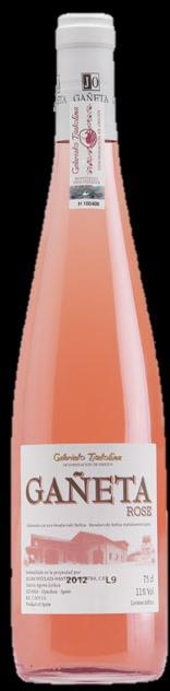 Txakoli GAÑETA Rose チャコリ ガニェータ ロゼ このチャコリロゼは その昔白ワイン用ブドウと赤ワイン用ブドウをブレンドして造っていました しかし我々は赤ワイン用品種の オンダラビ ベルツァ種 100% を使用して ほんの少しだけマセレーション ( 黒ブドウ果皮をジュースに漬け込む ) を少しだけ行います