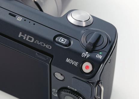 特別講座 デジカメ動画 撮影 & 活用テクニック デジタルカメラ デジタル一眼 一眼もコンパクトも HD 動画撮影が主流に 最新機種ならフル HD で 60p の撮影も可能に 撮像素子が大きいので高画質が期待できる 大口径レンズならではの絵作りが可能 コンパクトデジカメ フル HD の撮影が可能な機種が増えてきた フレームレートは 30p のものも多い