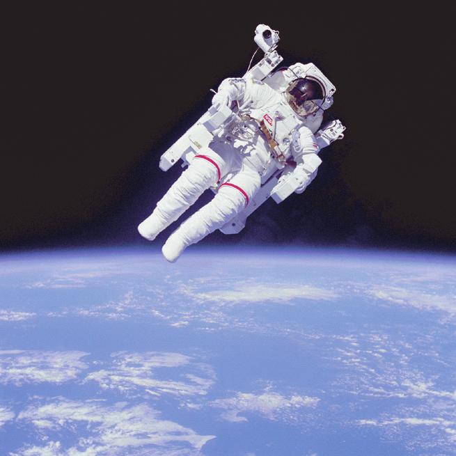 初めての完全な宇宙往還機である スペースシャトル 国際宇宙ステーション