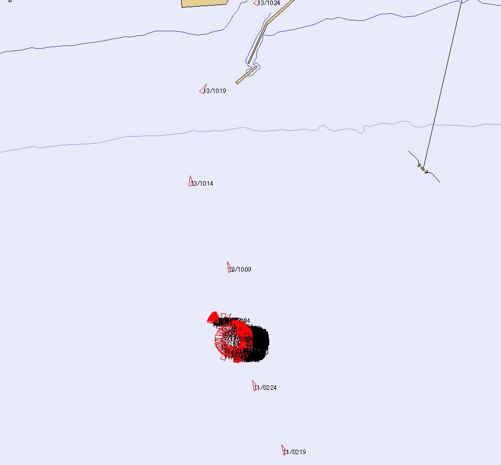11 船種 : バルク船 32,700 DWT 19,887 GT Loa=177 m B=28.4 m d=10.0 m 目的地 :NAGOYA 沖待ち時間約 25 時間 図 -4.8.10 苫小牧港 - 滞船実態 10 観測日 :07.