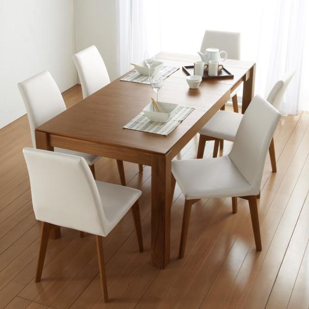 テーブルの広さを伸縮できるから いつでも使いやすいサイズ感 ダイニングテーブル ( カルドノーチェ )