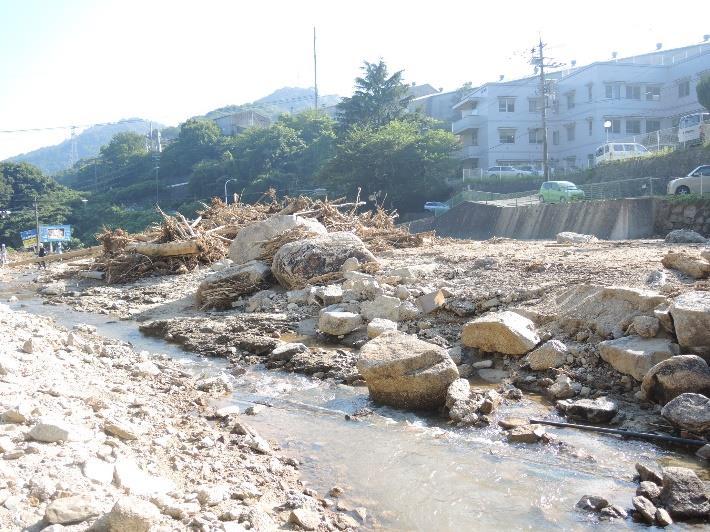 広島熊野道路(高架) 土石流
