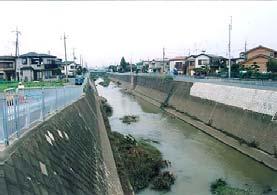 (Hiệu quả của mỏ hàn trên sông, 2002) Xu hướng 4: Nhật Bản xem xét lại Trong những nămgần đây, chỉnh trị sông được xemxétlạinhằmtạora -Mối quan hệ thân thiệnvới người dân vùng