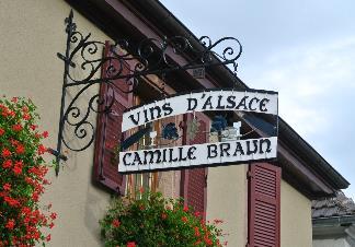 CAMILLE BRAUN France, Alsace フランスアルザス ビオディナミを実践する注目の生産者 カミーユブラウン 1960 年以前はブドウ栽培 (2.