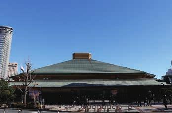 大会時に水泳とバスケットボールの競技会場と して使用するため 整 備された施設です 高張力による吊 り屋根に特 徴 がある建 物で