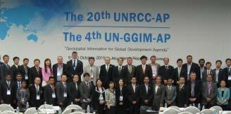 衛星 ( ) 準天頂衛星 ( ) 電 基準点 精度測位社会の実現 中央局 情報化施 国連地球規模の地理空間情報管理に関するアジア太平洋地域委員会総会 (UN-GGIM-AP) 平成