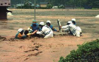 福岡 の広域緊急援助 土砂崩落現場における捜索活動