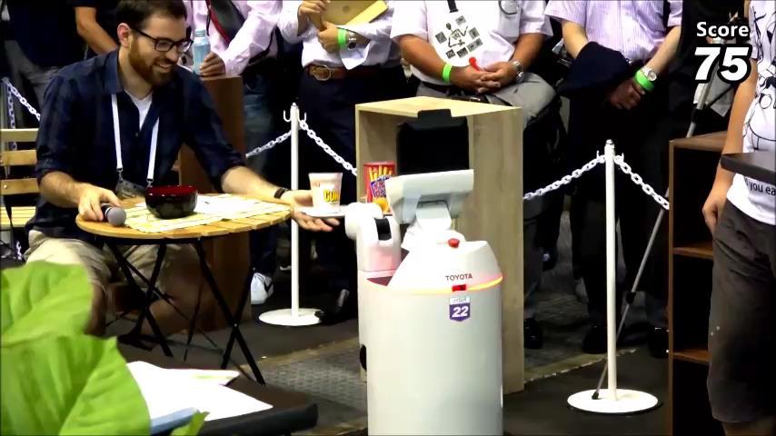 RoboCup@Home 家庭用サービスロボットのコンペティションとしては世界最大規模 (2018 年大会 : 31 チームの参加 ) 社会貢献 ルール 実用的なホームサービスロボットを実現する