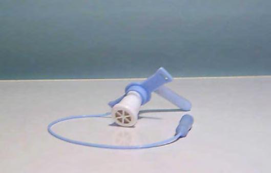人工呼吸器の周辺機器 たん 電動痰吸引器 タンク 電源 圧調節つまみ 痰を吸引するための器具です 充電式で内臓バッテリーで電源のないところでも使用できます