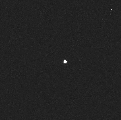 本研究では観測日に天王星の近くに位置していた 92410 92412 を使用した.92410 の位置は赤経 0h 55m 15s 赤緯 +1 1 49 である.92412 も 92410 とほぼ同じ位置にある.2013 年 10 月 29 日に天王星は赤経 0h 36m 51s +3 2 26 にあった.