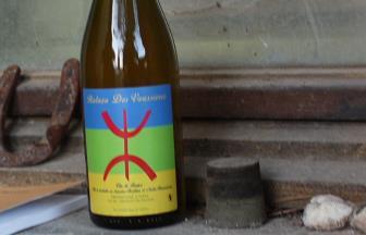 Côte du Rhône Balazu des Vaussieres バラジウ デ ヴォシェール Tavel 7 品種混植混醸のタヴェル 完全酸化防止剤無添加北タヴェルはシャトーヌッフ同様の複雑な土壌 その複雑な土壌で混植混醸された葡萄を完全酸化防止剤無添加で仕上げた生ワイン ラングロールとは全く異なる個性 ラングロールに刺激された南部ローヌの主役はシャトーヌッフ デュ パプ