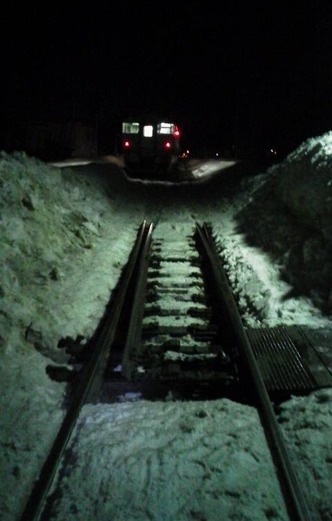 雪 の 断 面 形 状 本 件 列 車 が 通 過 した 後 の10 号 ロ 分 岐 器 付