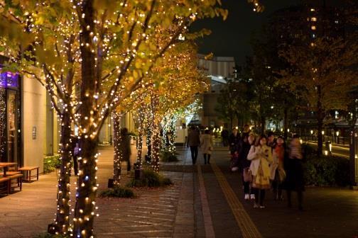 東京スカイツリータウン ドリームクリスマス 2018 の概要について < 別紙 > 今年の東京スカイツリータウンのクリスマスは カラフルクリスマス をテーマとし オーナメントボール