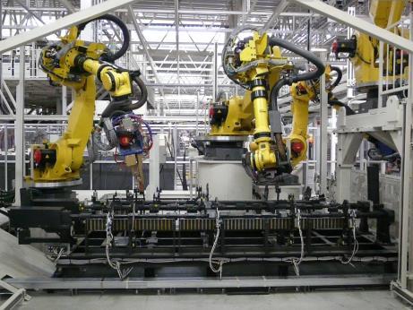 溶接ロボットの保全点検業務 溶接ロボットにNFCタグを貼付け カスタムマスター ロボット台帳 複数メーカー のロボットが混在
