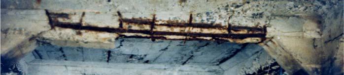 の腐食によりコンクリート表面に発生したひび割れ ( 腐食ひび割れ ) コンクリート構造物の合理的な維持管理 ( 理想 ) 開発した手法 点検 調査 目視 :