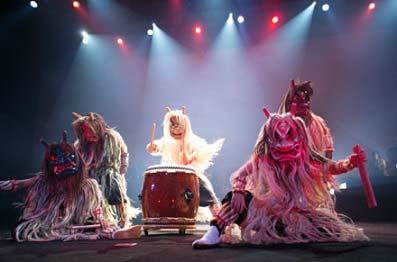 名のお客様が鑑賞 2013 年 10 月杜の賑い秋田 男鹿秋田県内に受け継がれる踊りや民謡だけではなく