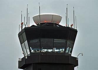 空港監視レーダー
