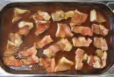 クッキングペーパーを取り除き 冷凍 30~40 分 ホテルパン内の煮魚用調味液を赤魚の 5 表面にかける 6 赤魚を器に盛り 煮汁をかけて する