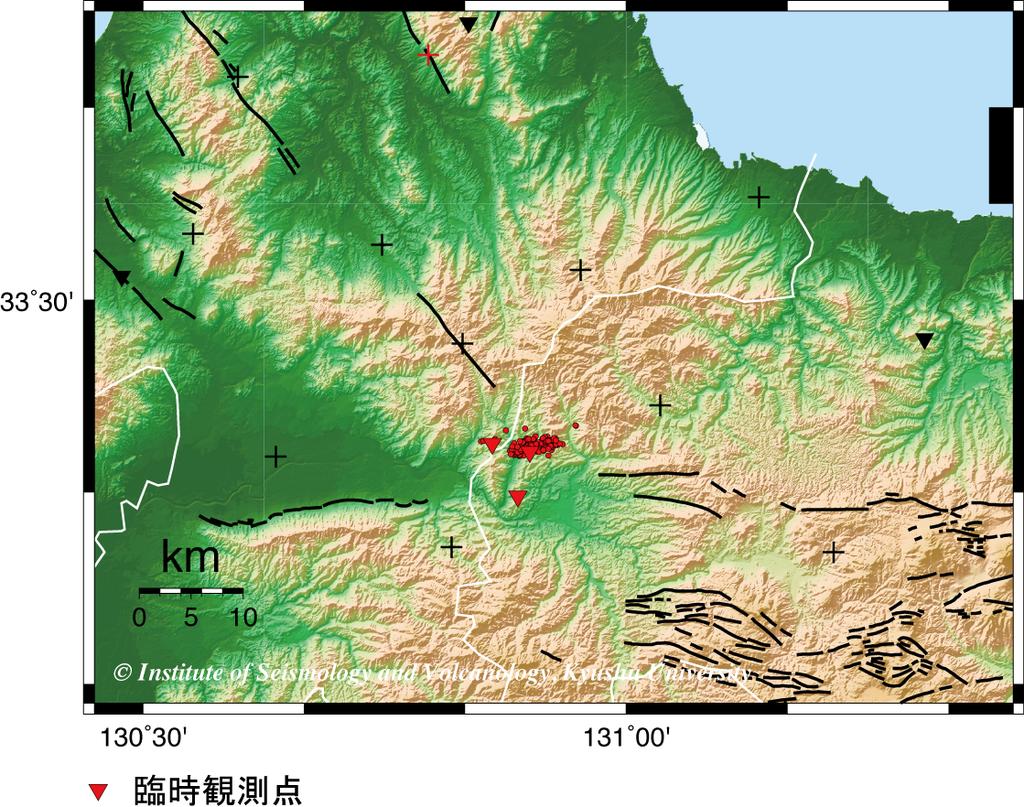 大分県西部の地震活動について 平 成 21 年 10 月 8 日 開 催 地 震 調 査 委 員 会 資 料 九州大学地震火山観測研究センター 2009 年 6 月 25 日 23 時 03 頃 大分県西部の日田市を震央とする M4.7 の地震が深さ 11km 付近で発生し 日田市などで震度４を観測した また 8 月 31 日にはこの地震の東側で M4.