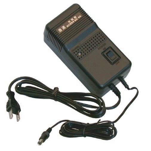 充電器 型式 :PS-306 名称 : 充電アダプター対応機種 : 保守品種含む全機種 (TX-3200N/M を除く ) ユーサ ー価格 :4,000
